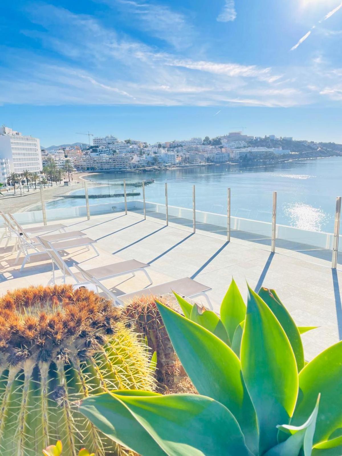 Apartamentos Llobet Ibiza エクステリア 写真