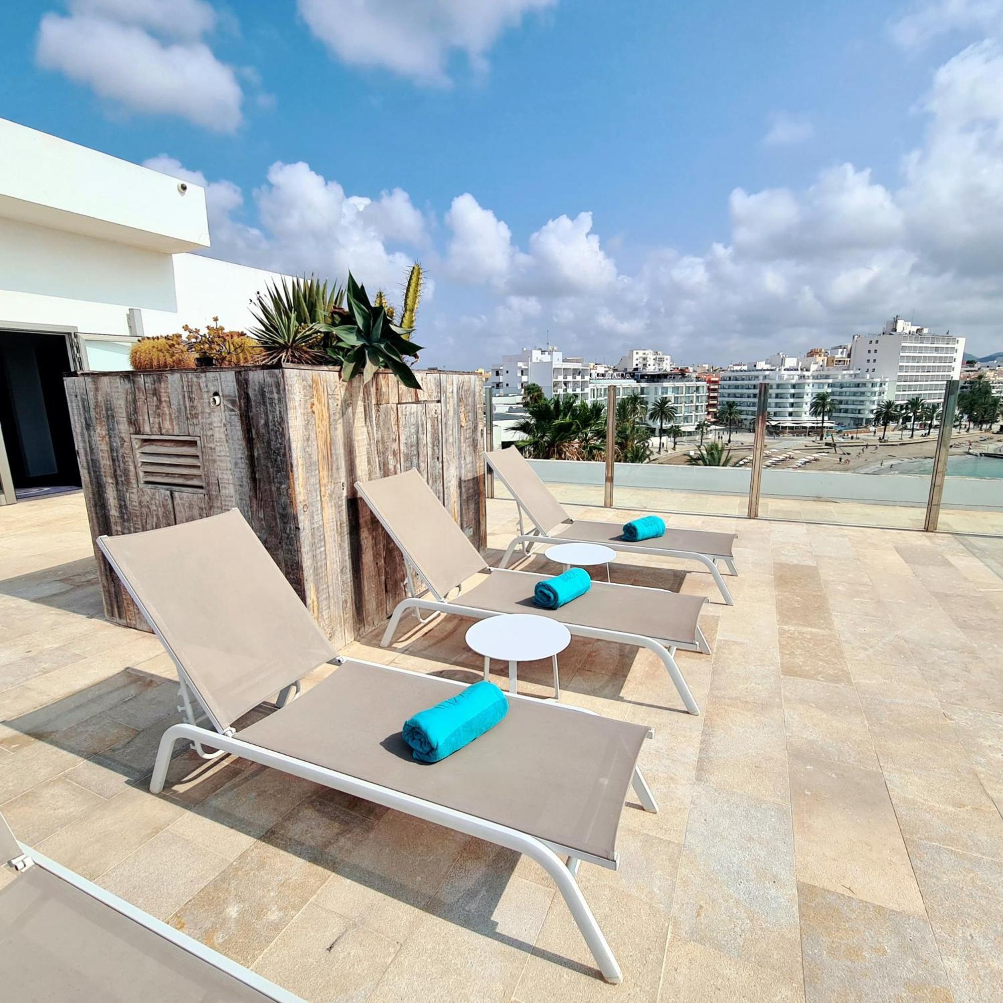 Apartamentos Llobet Ibiza エクステリア 写真