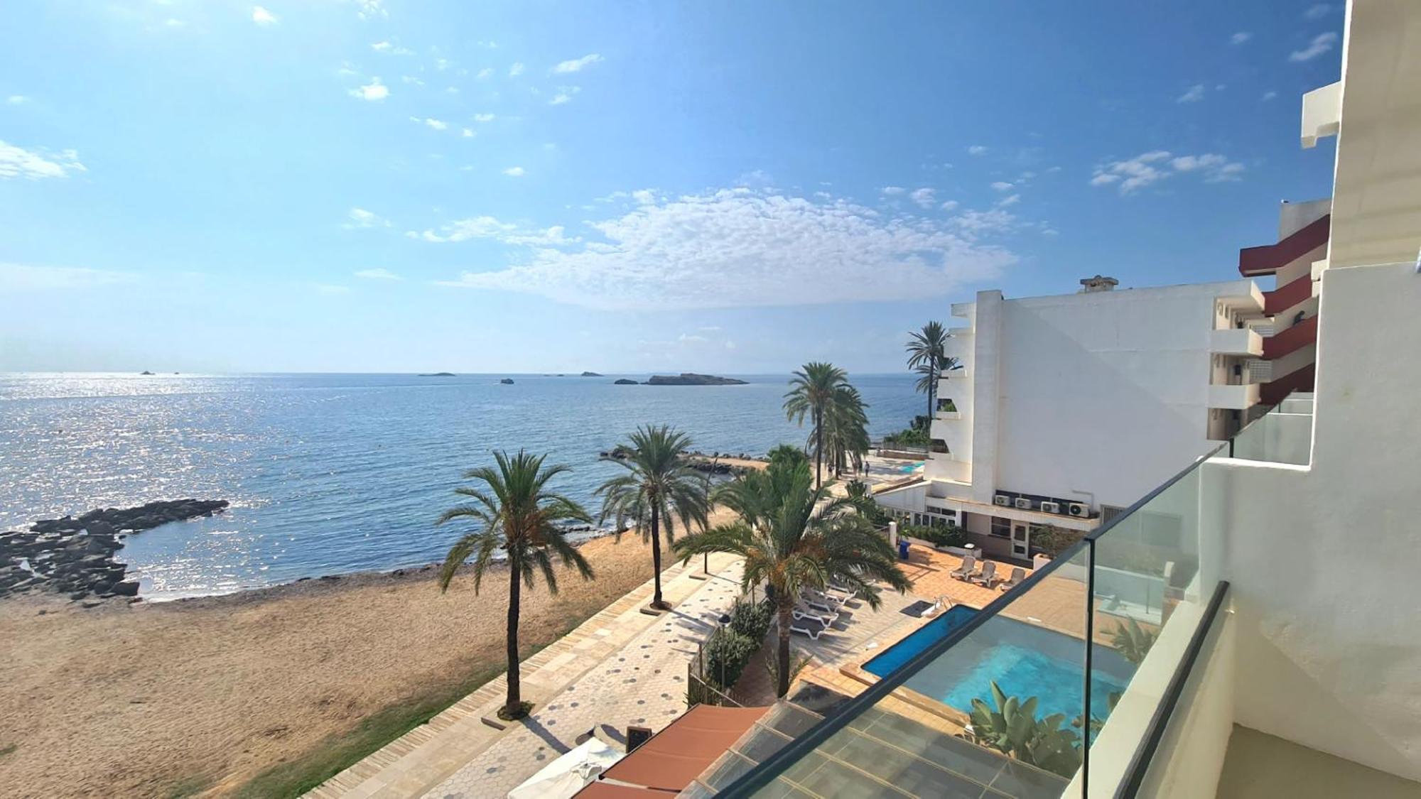 Apartamentos Llobet Ibiza エクステリア 写真